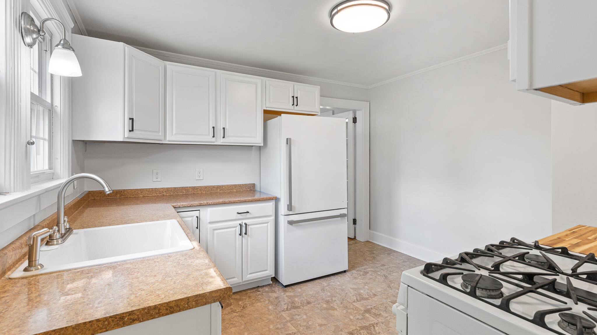 122 14th Street Bangor, ME 04401 - Photo 14 of 64 _MG_0151