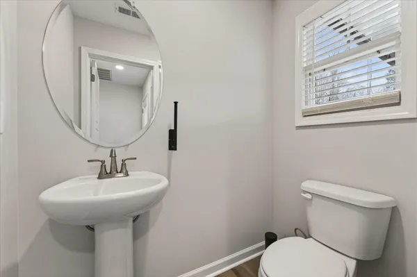 $1,850 | 409 Hillside Drive, Clarksville, TN 37040