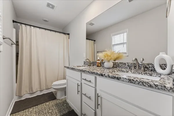 $1,850 | 409 Hillside Drive, Clarksville, TN 37040