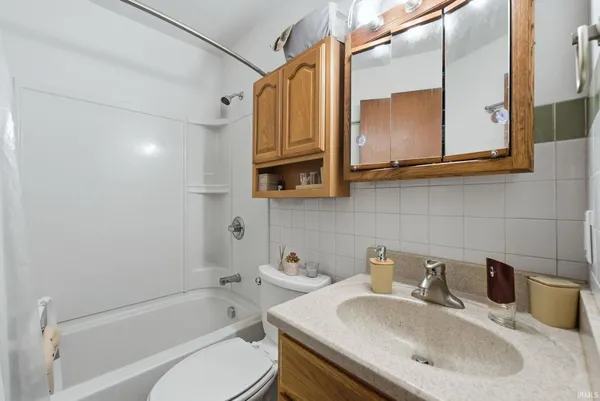 $269,900 | 5121 Ardmore Avenue, Fort Wayne, IN 46809