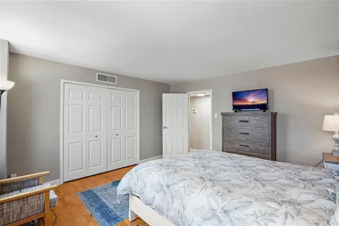 $699,000 | 10355 Paradise Boulevard, Unit 10101011, St. Petersburg, FL 33706