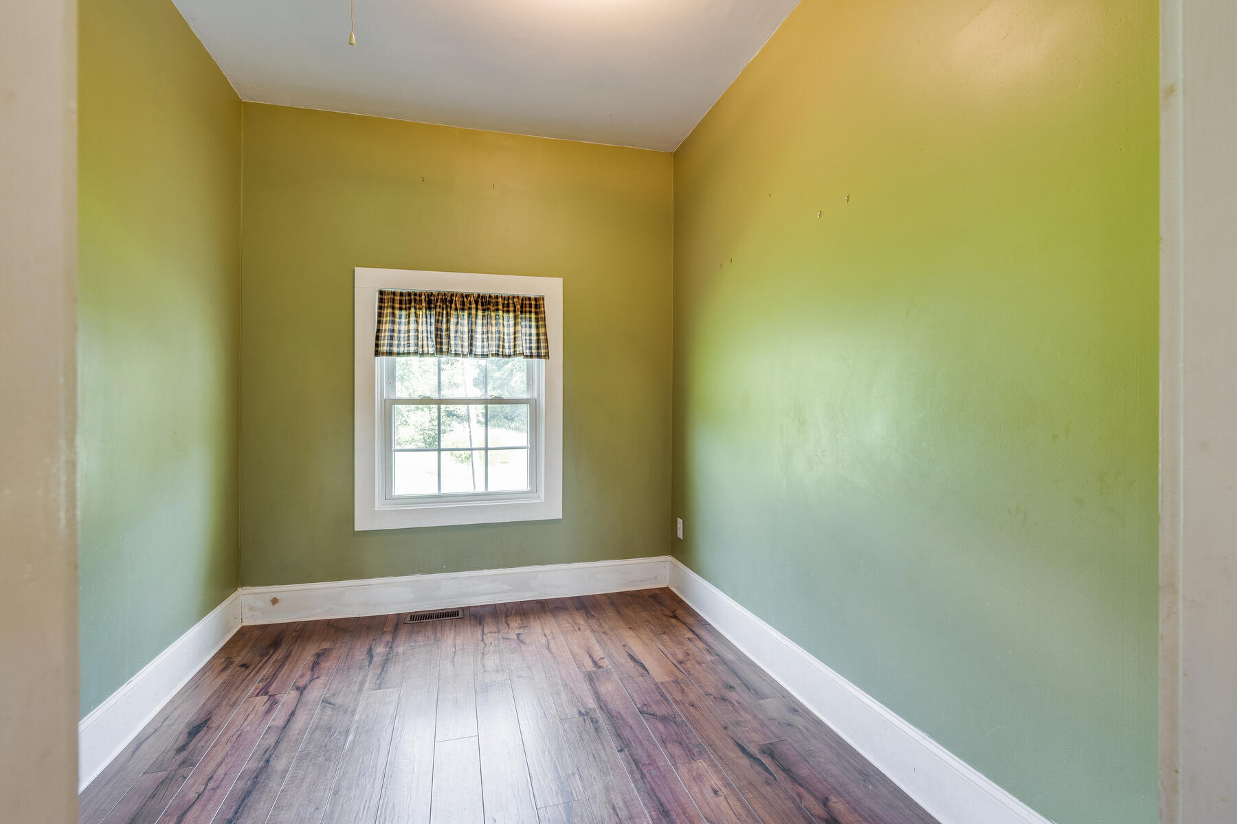 6800 Yuma Road Gate City, VA 24251 - Photo 15 of 33 015