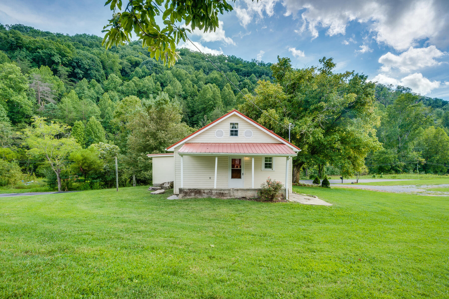 6800 Yuma Road Gate City, VA 24251 - Photo 28 of 33 029