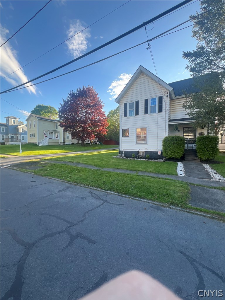 59 Cayuga Street Auburn, NY 13021 - Photo 2 of 27
