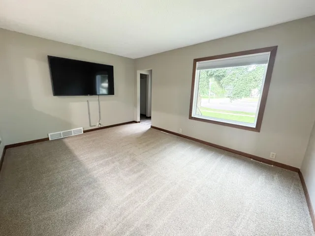 $115,000 | 936 Adams Avenue, Westbrook, MN 56183