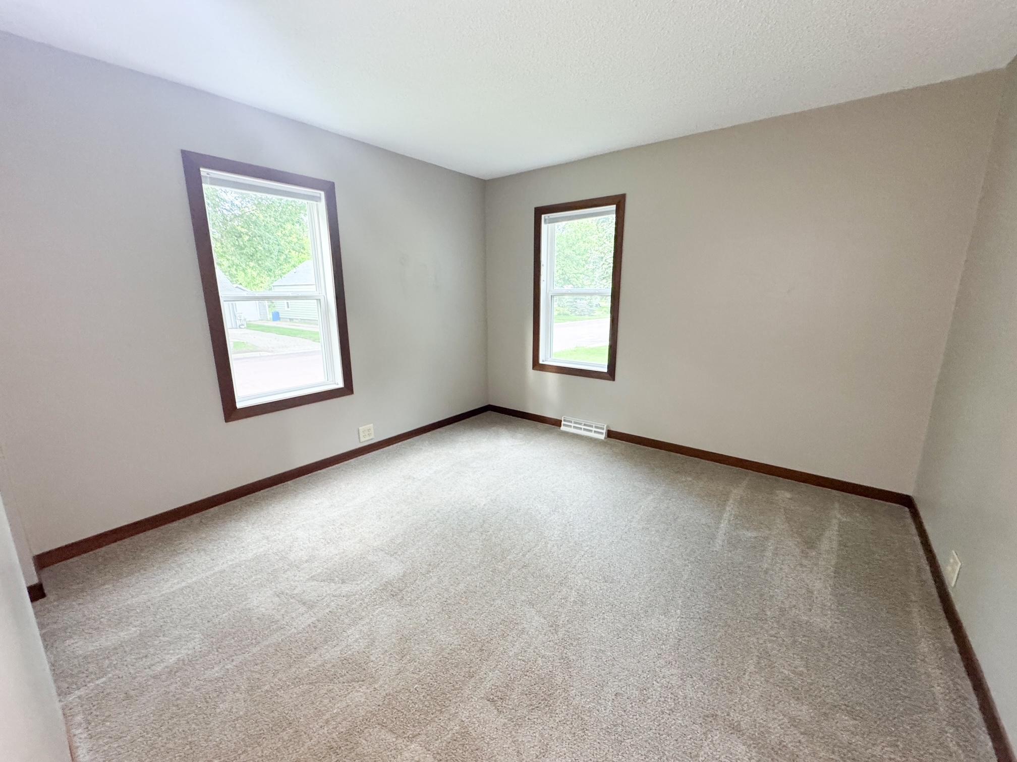 936 Adams Avenue Westbrook, MN 56183 - Photo 18 of 28