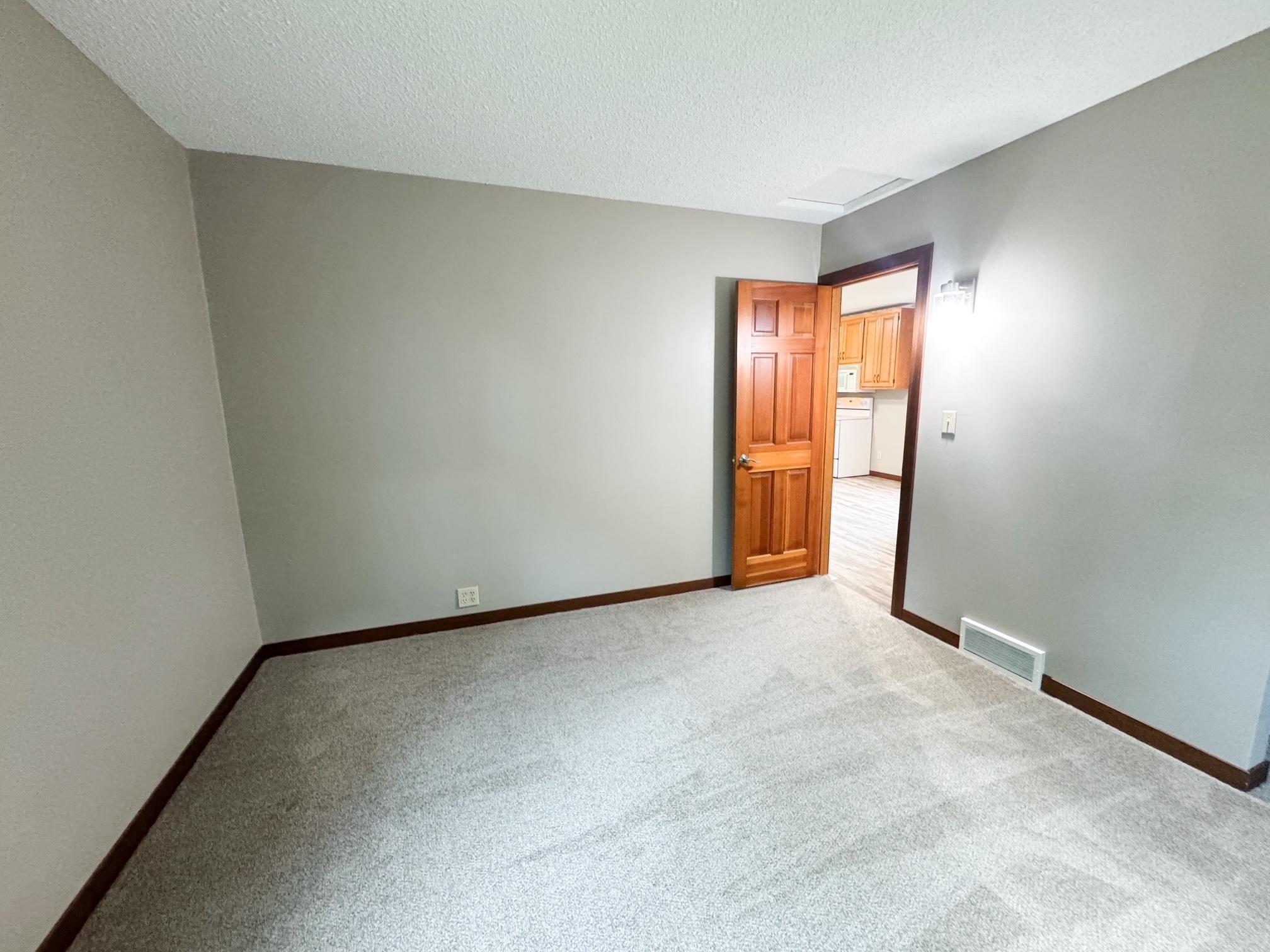 936 Adams Avenue Westbrook, MN 56183 - Photo 20 of 28