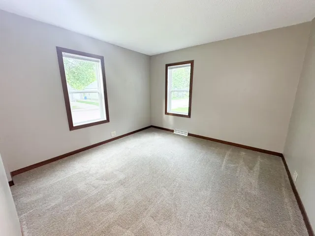 $115,000 | 936 Adams Avenue, Westbrook, MN 56183