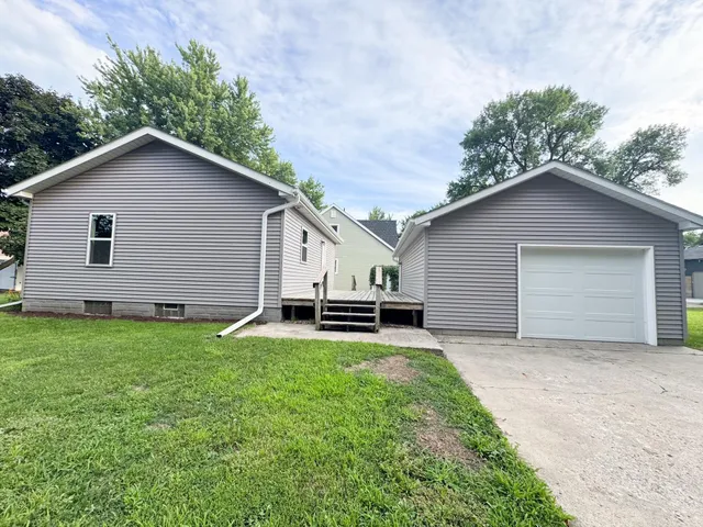$115,000 | 936 Adams Avenue, Westbrook, MN 56183