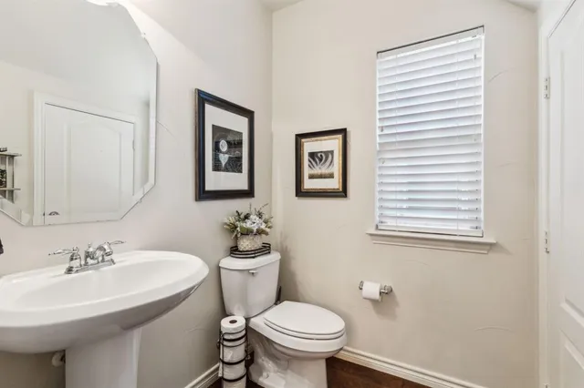 $450,000 | 541 Kirby Drive, Argyle, TX 76226