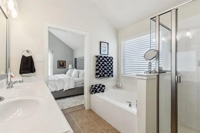 $450,000 | 541 Kirby Drive, Argyle, TX 76226