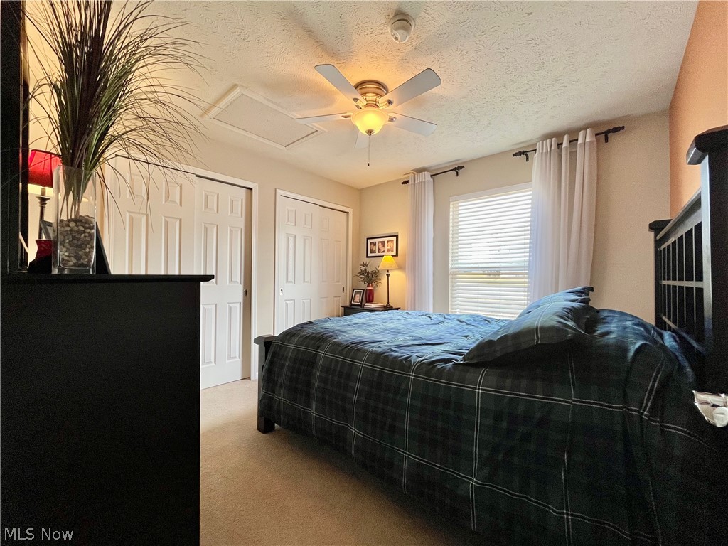 991 Croghan Way Akron, OH 44321 - Photo 23 of 25 View 2 of second bedroom