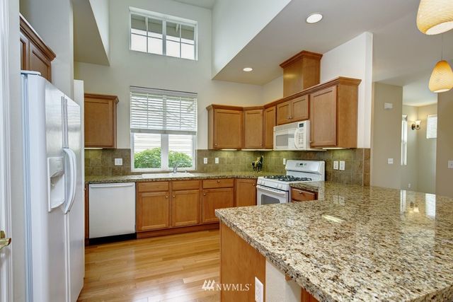 $429,000 | 23031 Northeast 130th Street, Redmond, WA 98053