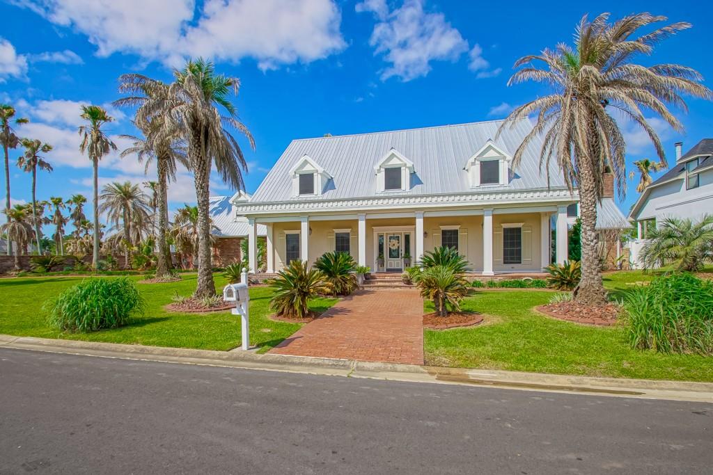 200 Constellation Drive Slidell, LA 70458 - Photo 2 of 59