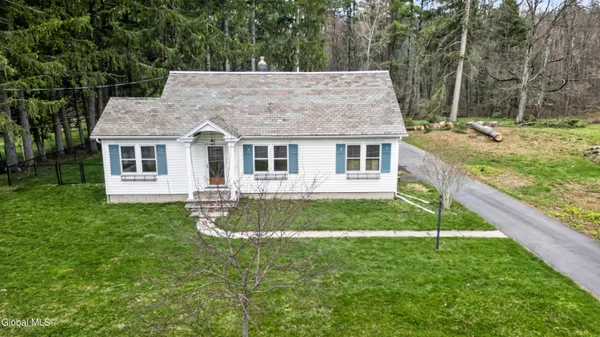 $349,000 | 169 Highway 146, Altamont, NY 12009