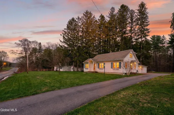 $349,000 | 169 Highway 146, Altamont, NY 12009