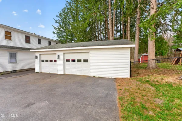 $349,000 | 169 Highway 146, Altamont, NY 12009