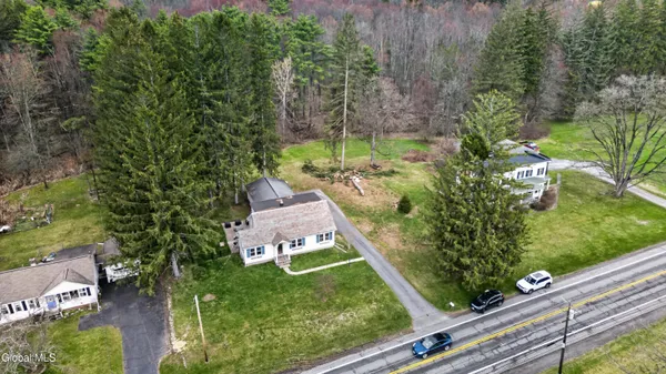 $349,000 | 169 Highway 146, Altamont, NY 12009