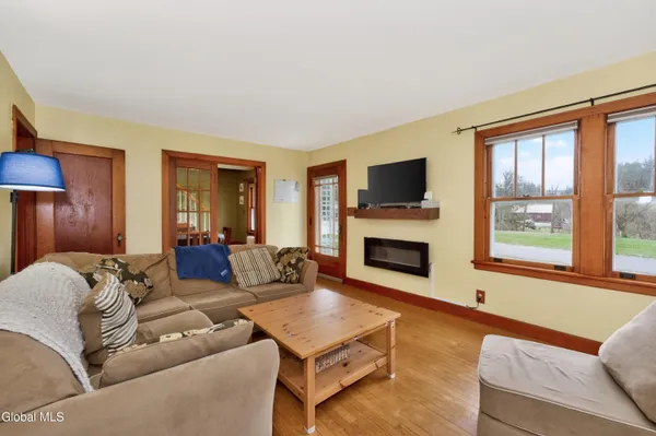 $349,000 | 169 Highway 146, Altamont, NY 12009