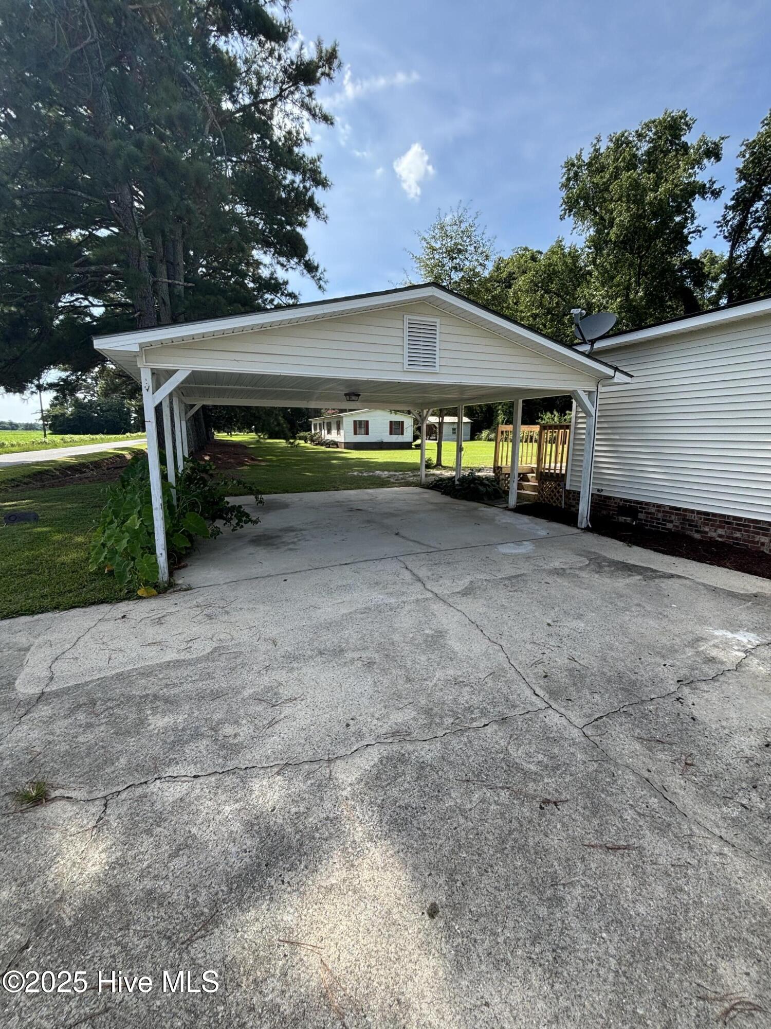 3895 Taylor Road Farmville, NC 27828 - Photo 3 of 25 B28CB644-2CC1-4E9B-BFC0-4213DAA31222