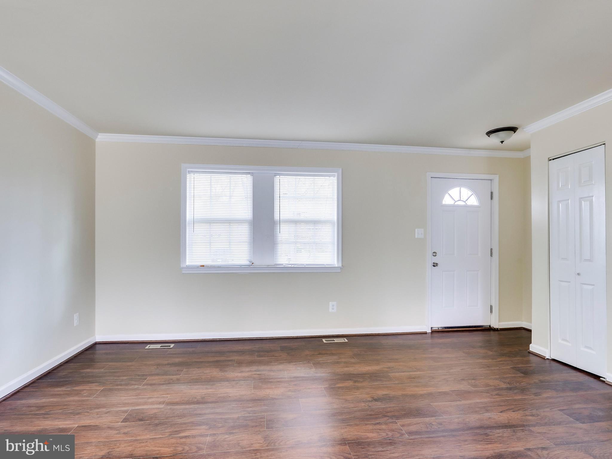 905 Beech Tree Road Severn, MD 21144 - Photo 7 of 30 Living Room