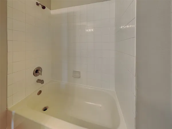 $1,815 | 21711 Falcongate Court, Humble, TX 77338