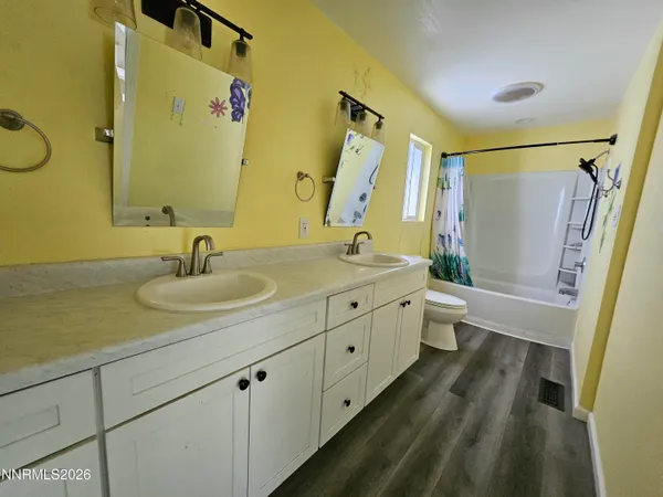 $350,000 | 215 Ruby Street, Fernley, NV 89408