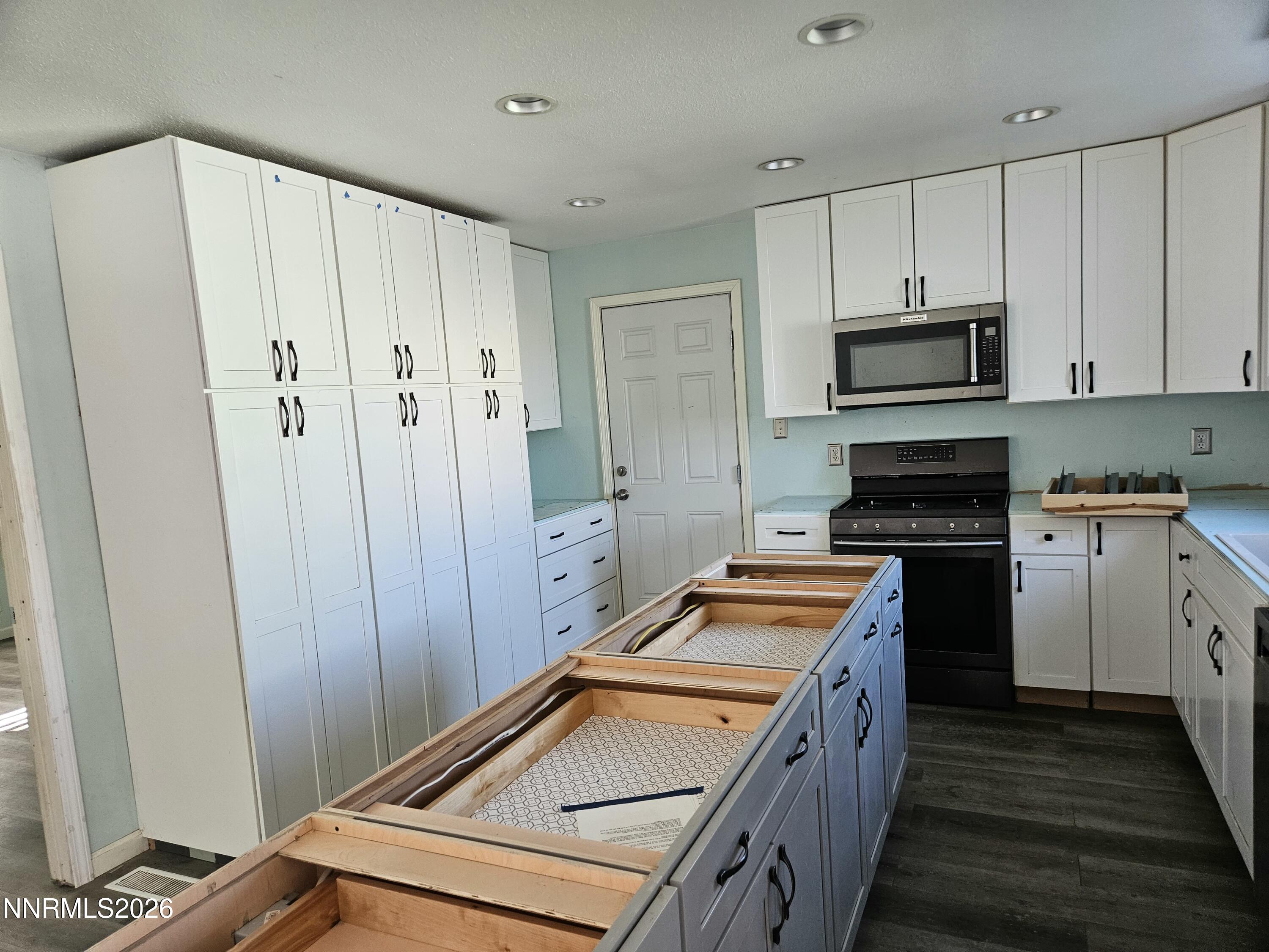 215 Ruby Street Fernley, NV 89408 - Photo 5 of 48 1000031817