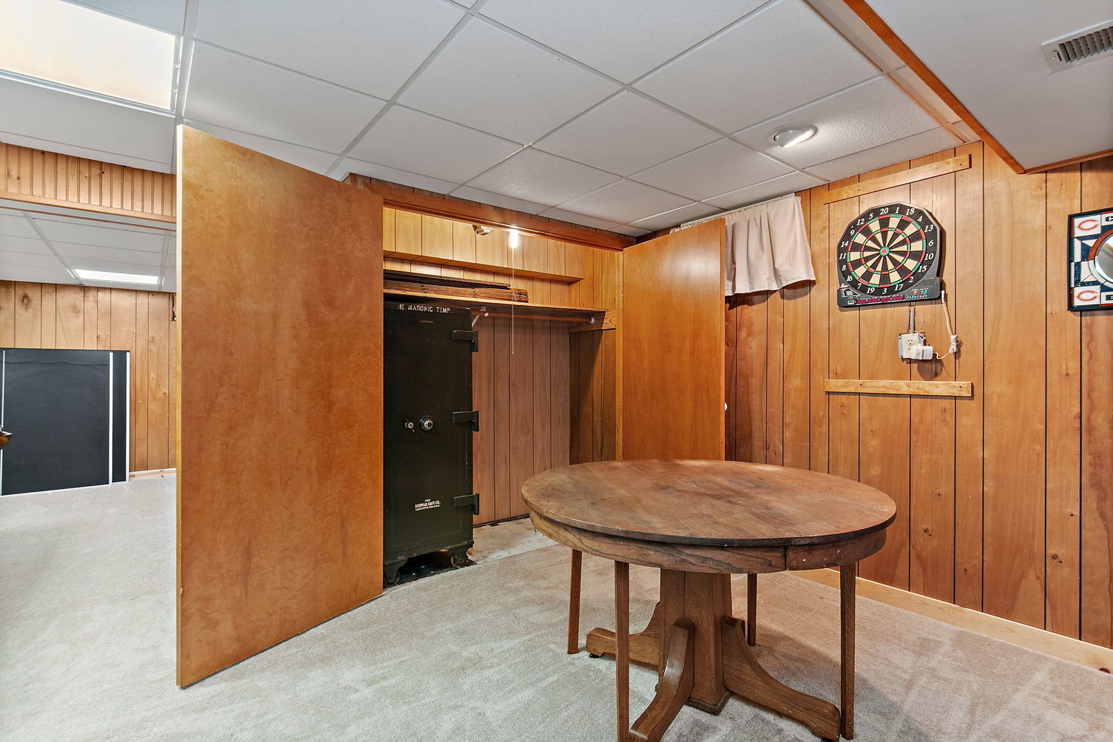 41W591 Lenz Road Elgin, IL 60124 - Photo 33 of 48 a view of a hallway with a table and chairs