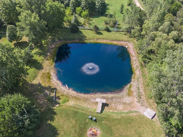 $700,000 | 41W591 Lenz Road, Elgin, IL 60124