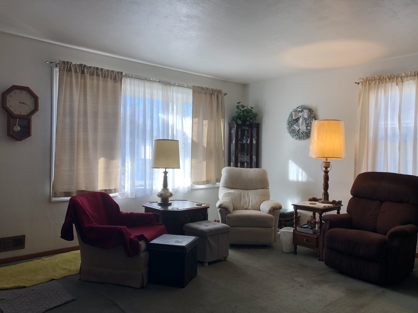 1208 Waverly Place Joliet, IL 60435 - Photo 14 of 18 a living room with furniture and a window