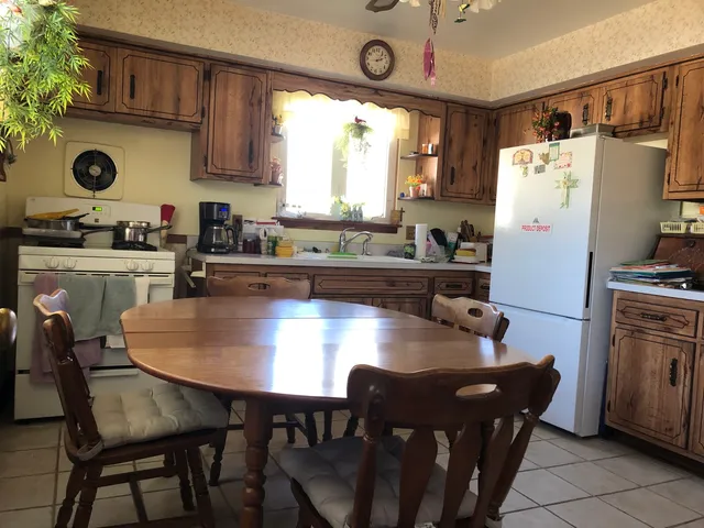 $249,900 | 1208 Waverly Place, Joliet, IL 60435