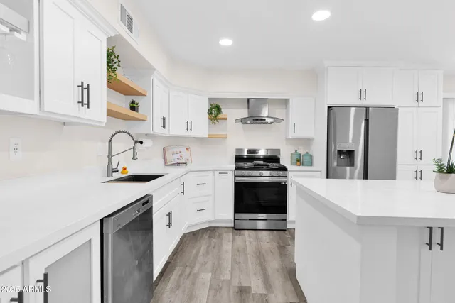 $2,595 | 301 North 87th Street, Mesa, AZ 85207