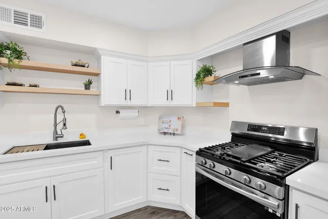 $2,595 | 301 North 87th Street, Mesa, AZ 85207