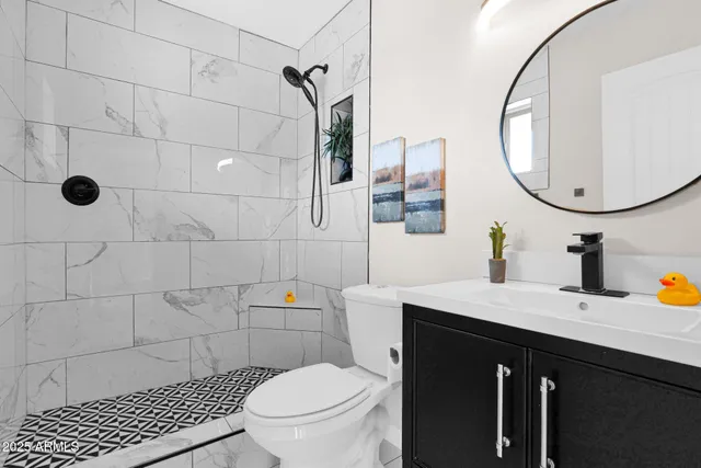 $2,595 | 301 North 87th Street, Mesa, AZ 85207