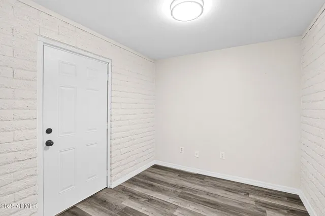 $2,595 | 301 North 87th Street, Mesa, AZ 85207