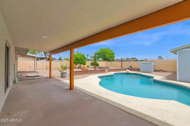 $2,595 | 301 North 87th Street, Mesa, AZ 85207