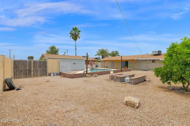 $2,595 | 301 North 87th Street, Mesa, AZ 85207