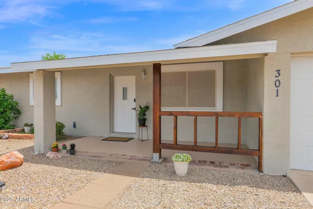 $2,595 | 301 North 87th Street, Mesa, AZ 85207