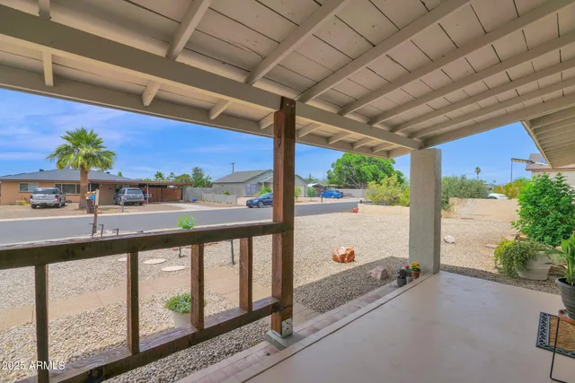 $2,595 | 301 North 87th Street, Mesa, AZ 85207