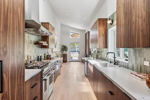 $1,995,000 | 216 1st Street East, Sonoma, CA 95476