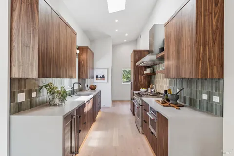 $1,995,000 | 216 1st Street East, Sonoma, CA 95476