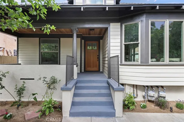 $1,198,000 | 125 South Avenue 60, Los Angeles, CA 90042