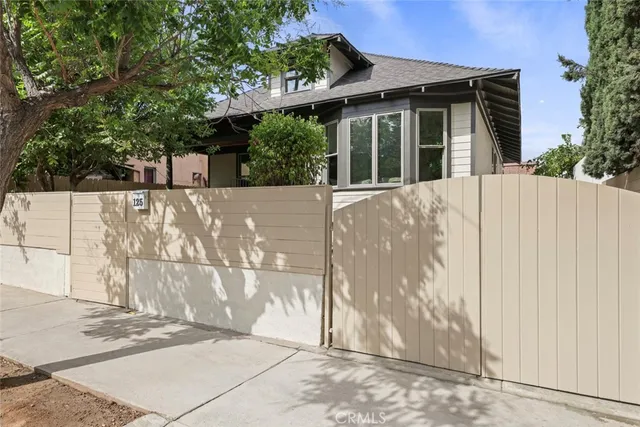 $1,198,000 | 125 South Avenue 60, Los Angeles, CA 90042