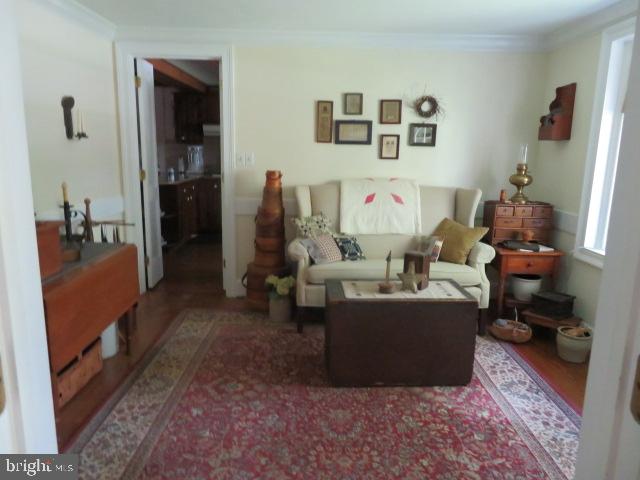 7 Bridleshire Road Newark, DE 19711 - Photo 4 of 41 Living Room