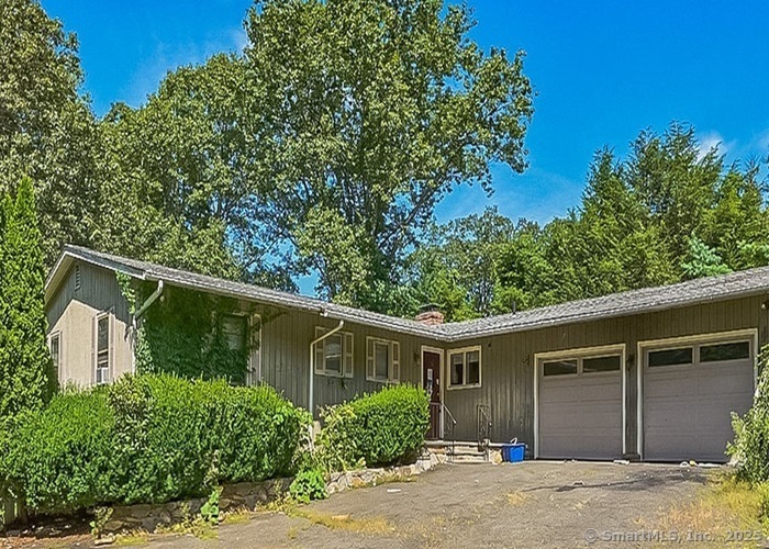 10 Mallory Hill Road Ridgefield, CT 06877 - Photo 1 of 1