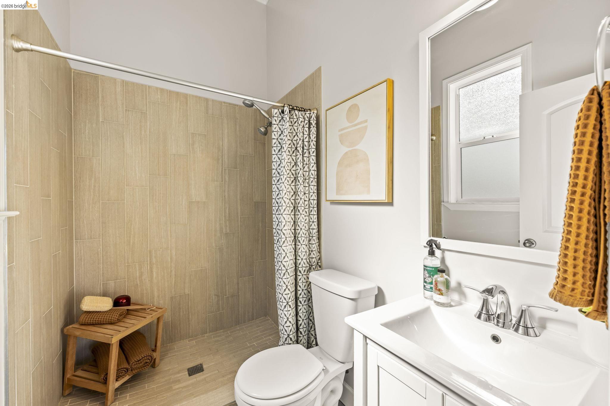 3322 Chestnut Street Oakland, CA 94608 - Photo 13 of 58