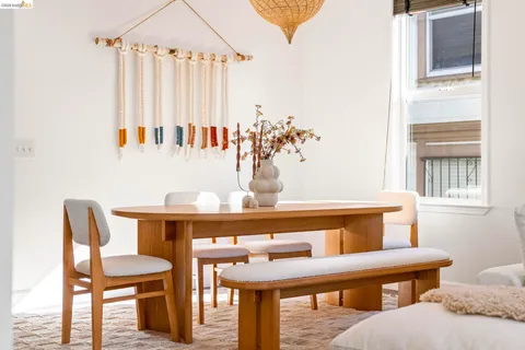 $789,000 | 3322 Chestnut Street, Oakland, CA 94608