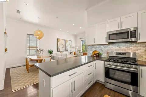 $789,000 | 3322 Chestnut Street, Oakland, CA 94608