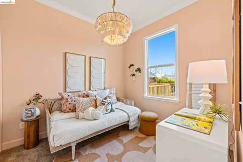 $789,000 | 3322 Chestnut Street, Oakland, CA 94608